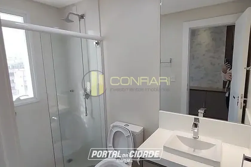 Apartamento &agrave; venda - 213m&sup2; - Meia Praia