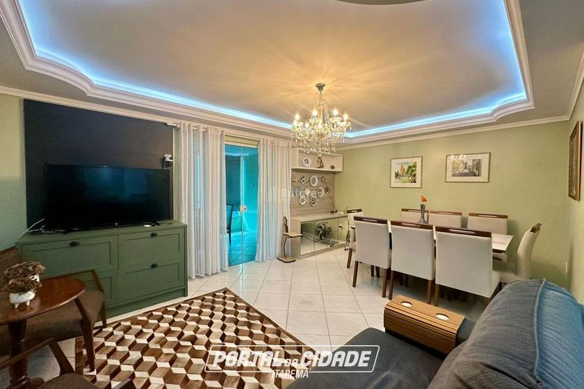 Apartamento &agrave; venda - 107m&sup2; - Meia Praia