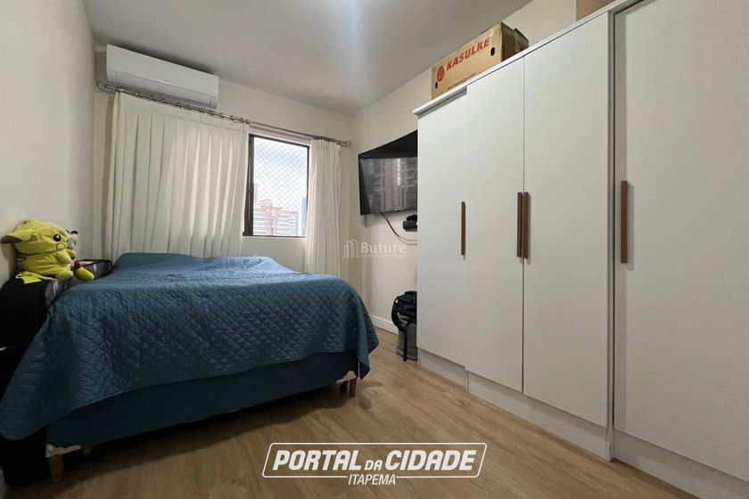 Apartamento &agrave; venda - 109m&sup2; - Meia Praia
