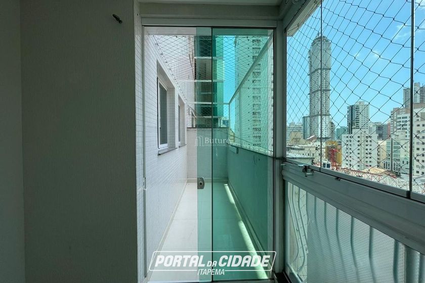 Apartamento &agrave; venda - 228m&sup2; - Meia Praia