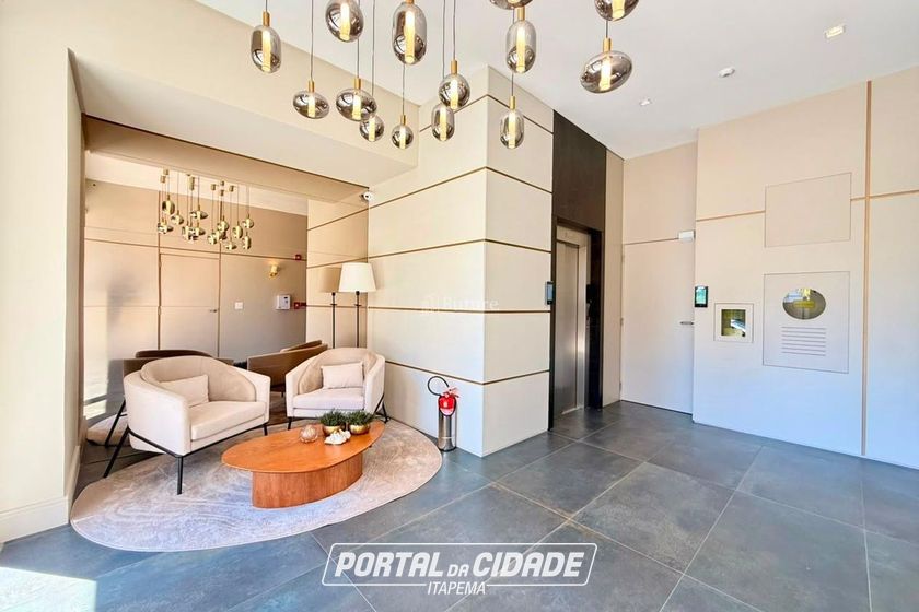 Apartamento &agrave; venda - 85m&sup2; - Meia Praia