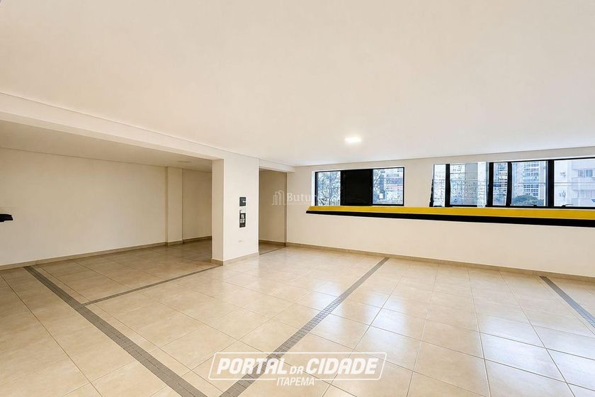 Apartamento &agrave; venda - 127m&sup2; - Meia Praia