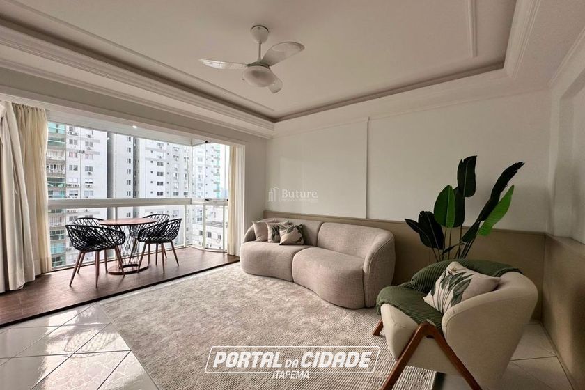 Apartamento &agrave; venda - 165m&sup2; - Centro