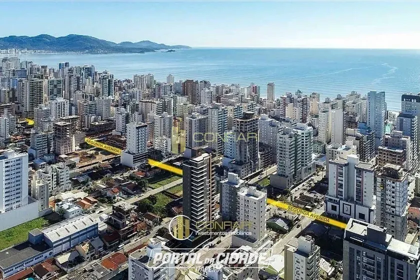 Apartamento &agrave; venda - 130m&sup2; - Meia Praia