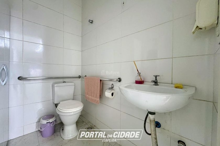 Sala Comercial &agrave; venda - 57m&sup2; - Meia Praia