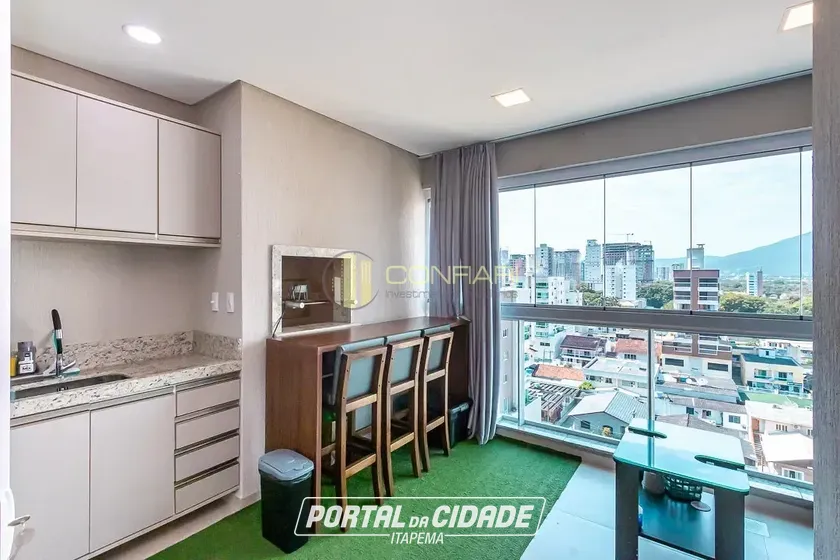 Apartamento &agrave; venda - 80m&sup2; - meia praia