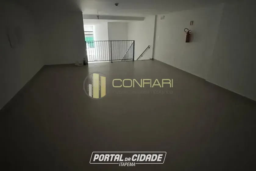 Sala Comercial para alugar - 155m&sup2; - meia praia