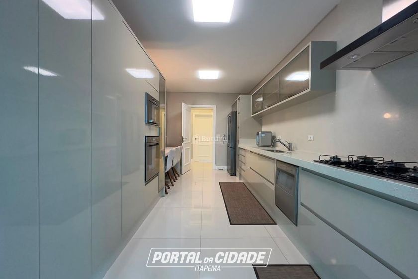 Apartamento &agrave; venda - 281m&sup2; - Meia Praia