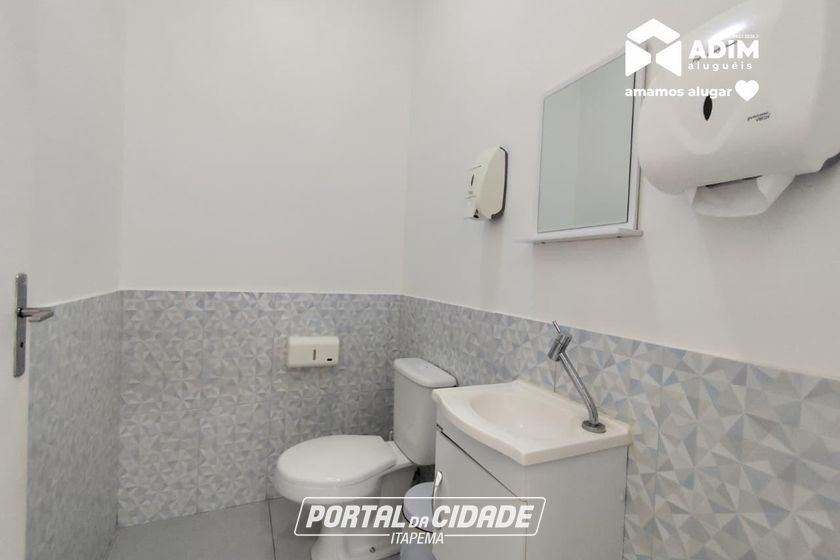 Sal&atilde;o Comercial para alugar - 180m&sup2; - Centro