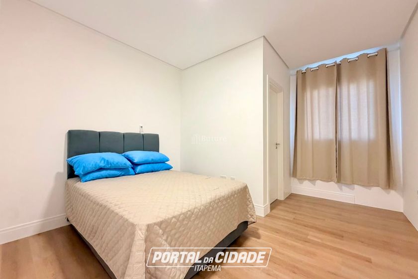 Apartamento &agrave; venda - 160m&sup2; - Centro