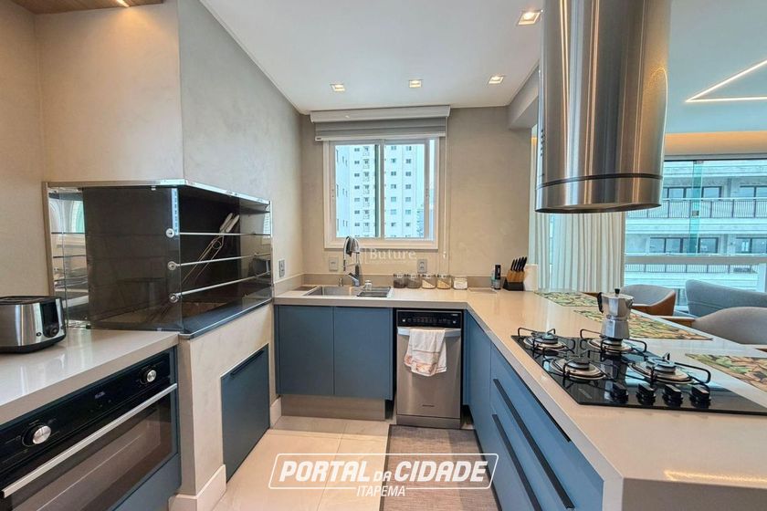 Apartamento &agrave; venda - 126m&sup2; - Centro