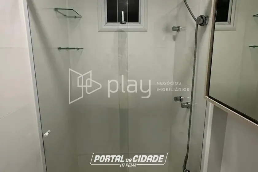 Apartamento &agrave; venda - 81m&sup2; - Meia Praia