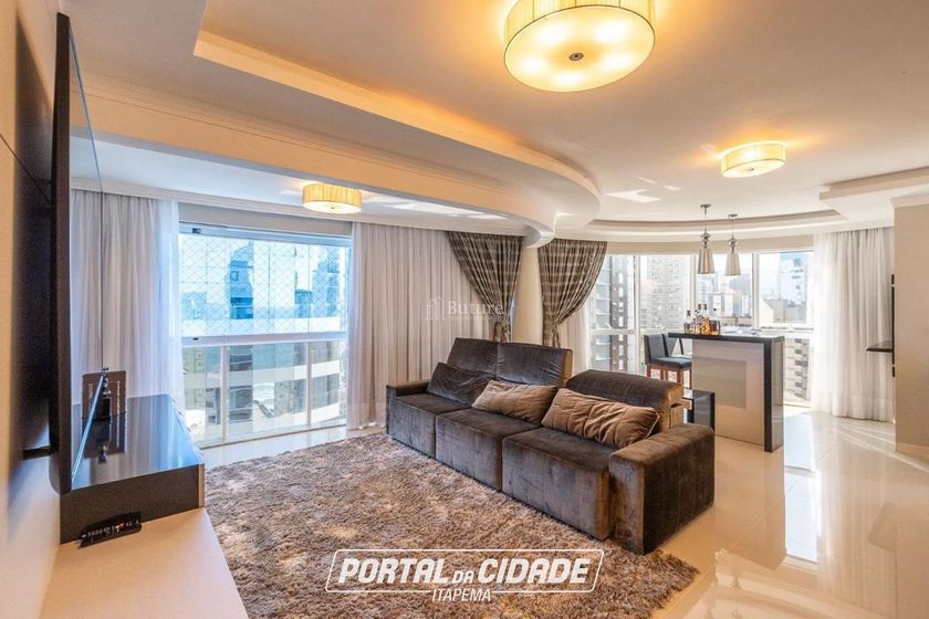 Apartamento &agrave; venda - 202m&sup2; - Meia Praia