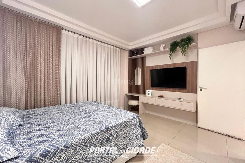 Apartamento &agrave; venda - 320m&sup2; - Meia Praia