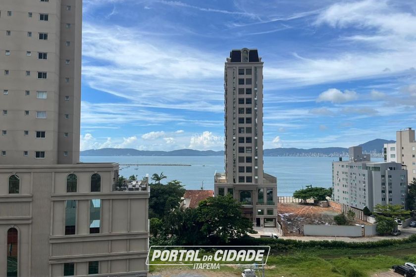 Apartamento &agrave; venda - 243m&sup2; - Canto da Praia