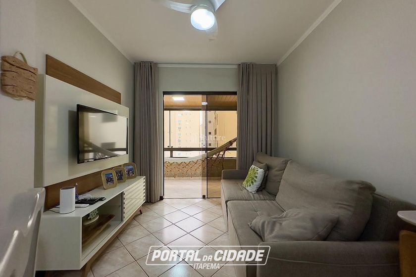 Apartamento &agrave; venda - 115m&sup2; - Meia Praia