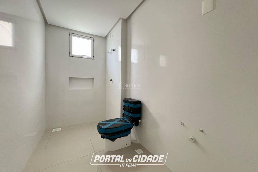 Apartamento &agrave; venda - Meia Praia