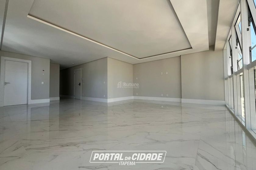 Apartamento &agrave; venda - 150m&sup2; - Pioneiros
