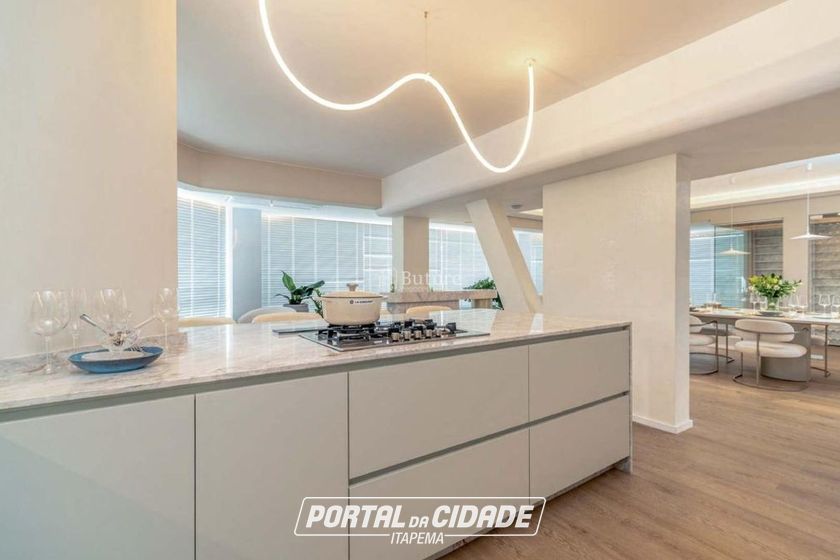 Apartamento &agrave; venda - 421m&sup2; - Centro