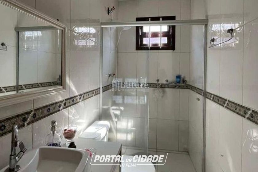 Casa &agrave; venda - 210m&sup2; - 