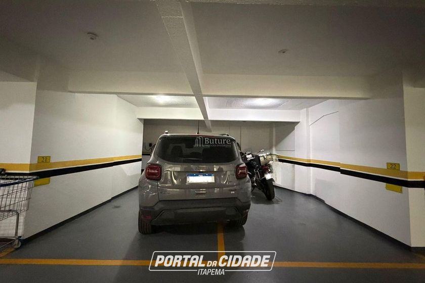 Apartamento &agrave; venda - 126m&sup2; - Centro