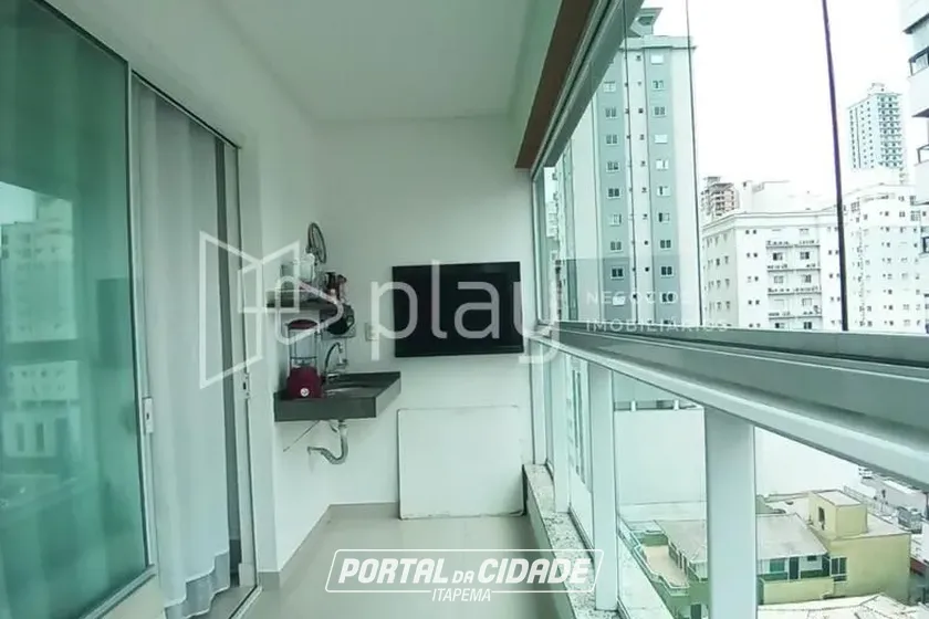 Apartamento &agrave; venda - 85m&sup2; - Meia Praia