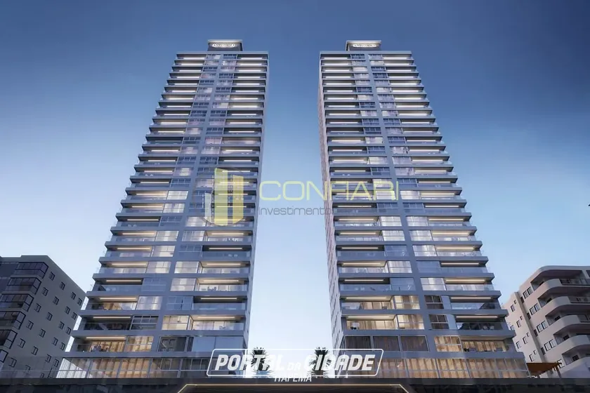 Apartamento &agrave; venda - 170m&sup2; - Meia Praia
