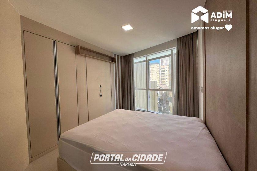 Apartamento para alugar - 190m&sup2; - Meia Praia