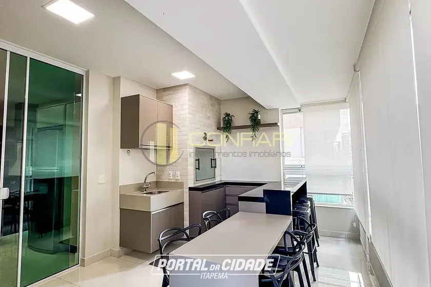 Apartamento &agrave; venda - 185m&sup2; - MEIA PRAIA