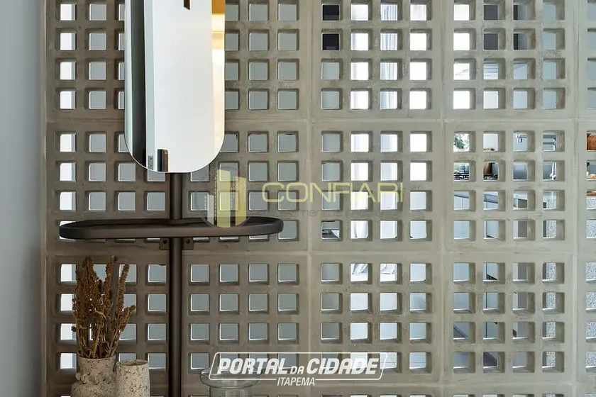 Apartamento &agrave; venda - 128m&sup2; - Meia Praia