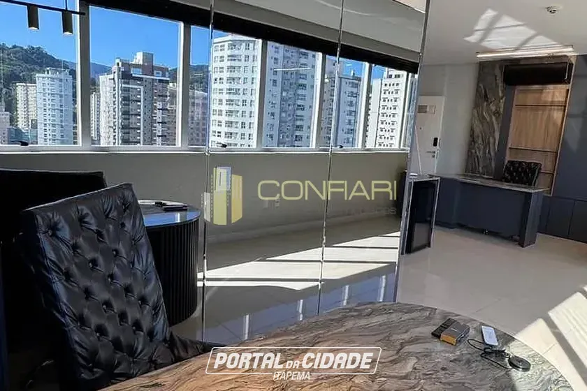 Sala Comercial &agrave; venda - 38m&sup2; - Meia Praia