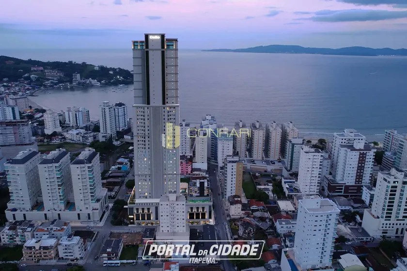 Apartamento &agrave; venda - 172m&sup2; - Centro