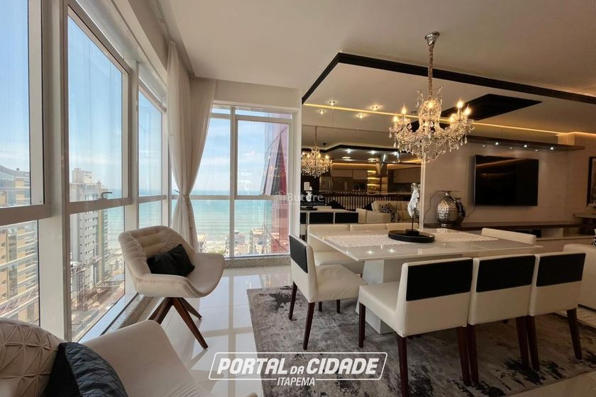 Apartamento &agrave; venda - 229m&sup2; - Meia Praia