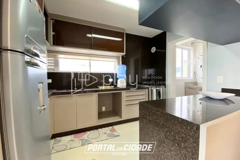 Apartamento &agrave; venda - 145m&sup2; - Meia Praia