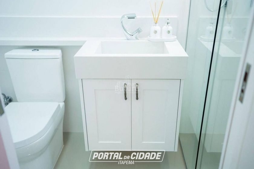 Apartamento &agrave; venda - Meia Praia