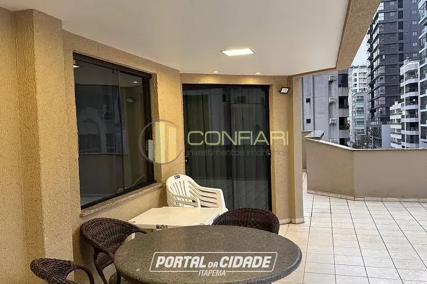 Apartamento para alugar - 98m&sup2; - meia praia