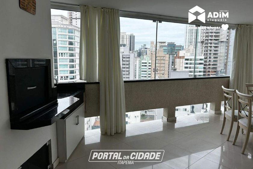 Apartamento para alugar - 140m&sup2; - Meia Praia