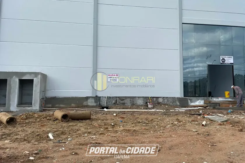 Sal&atilde;o Comercial para alugar - 550m&sup2; - Santa Luzia