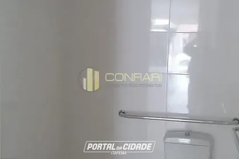 Sala Comercial &agrave; venda - 81m&sup2; - Meia Praia