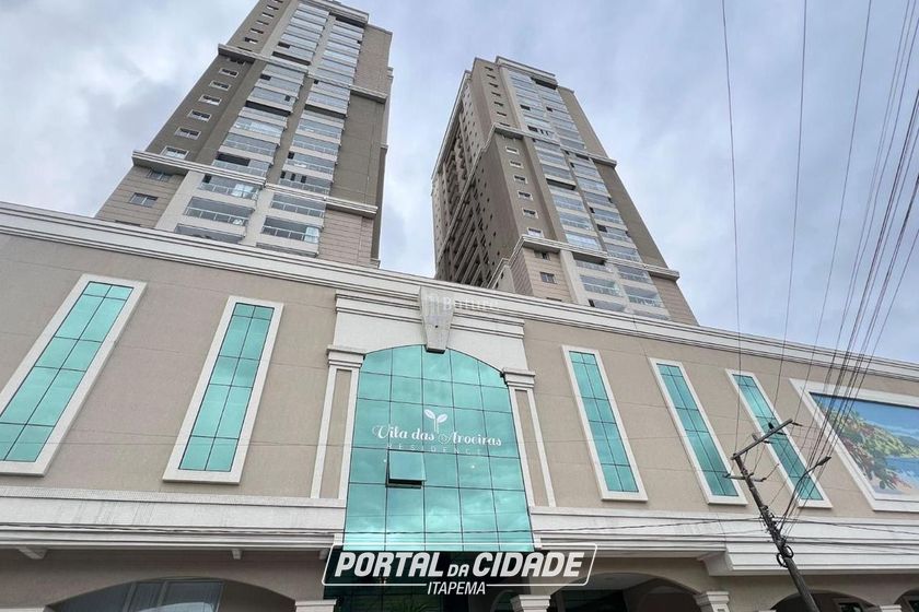 Apartamento &agrave; venda - 85m&sup2; - Meia Praia