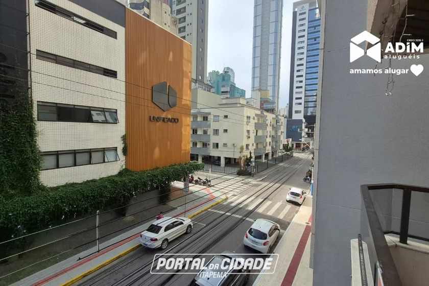 Apartamento para alugar - 75m&sup2; - Centro