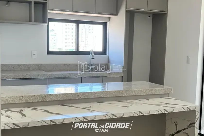 Apartamento &agrave; venda - 87m&sup2; - Meia Praia