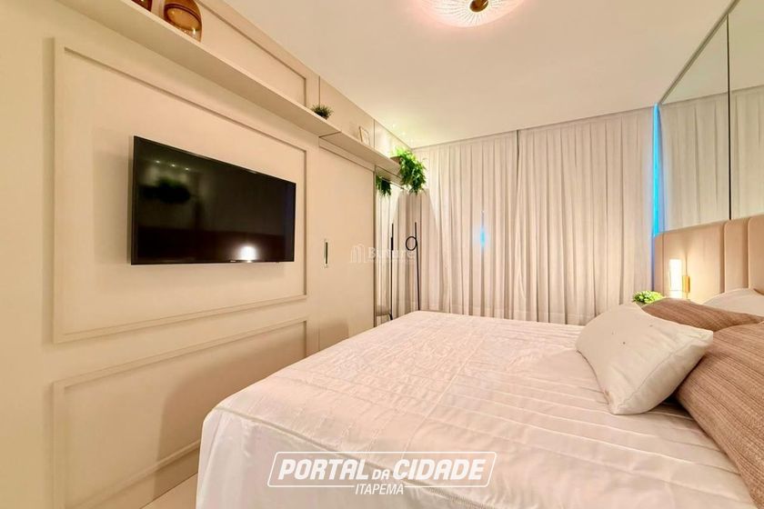 Apartamento &agrave; venda - 160m&sup2; - Meia Praia