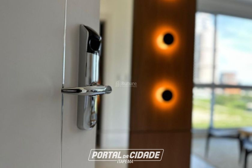 Apartamento &agrave; venda - 294m&sup2; - Meia Praia
