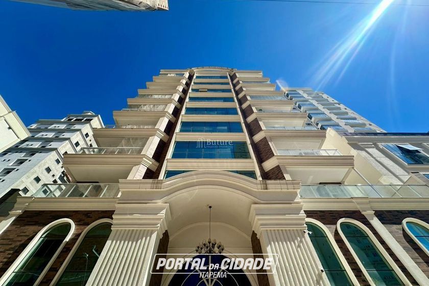 Apartamento &agrave; venda - 115m&sup2; - Centro
