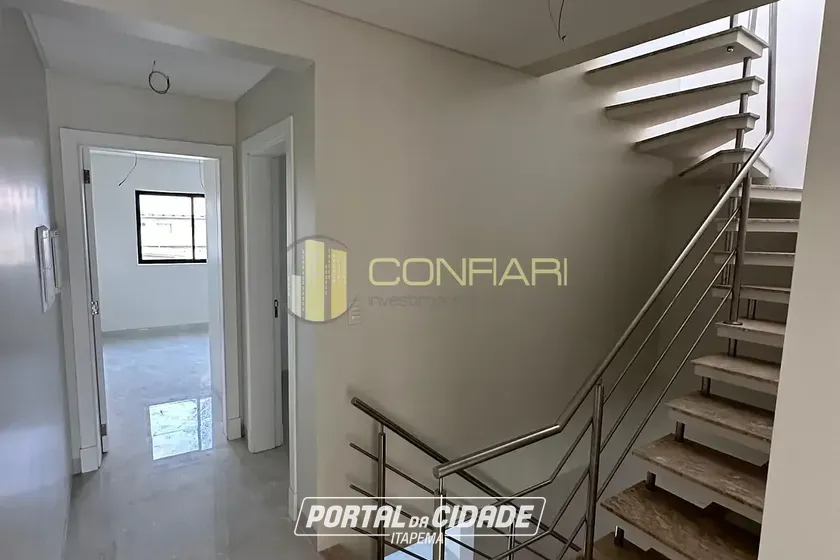 Sobrado &agrave; venda - 167m&sup2; - Morretes