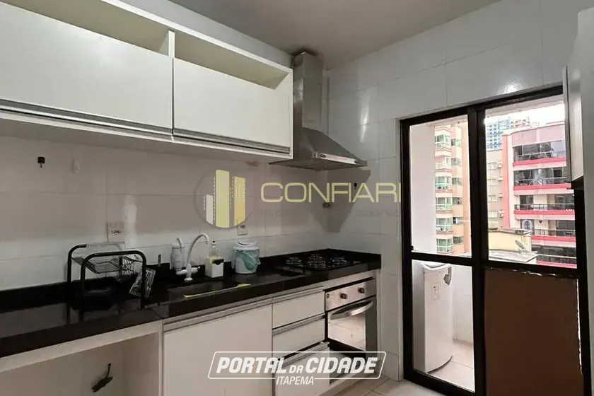 Apartamento para alugar - 70m&sup2; - Meia Praia
