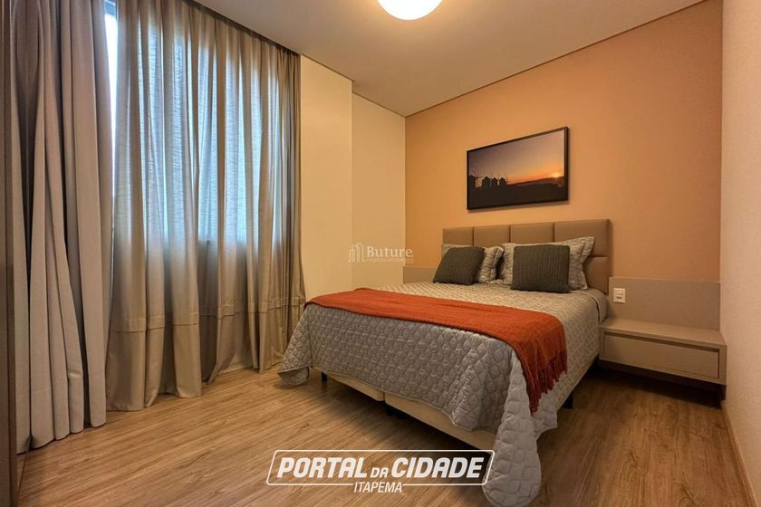 Apartamento &agrave; venda - 294m&sup2; - Meia Praia