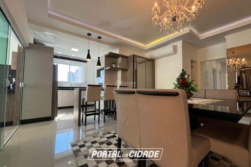 Apartamento &agrave; venda - 159m&sup2; - Meia Praia