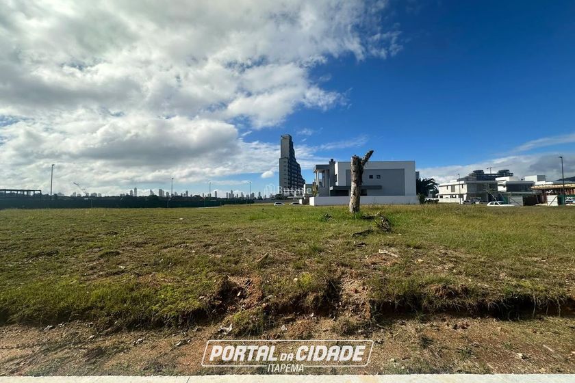 Terreno &agrave; venda - 3602m&sup2; - Jardim Dourado